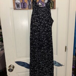 Old Navy Black and White Floral Maxi Dress